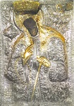 Το θαυμάσιο ασημένιο πουκάμισο της εφέστιας εικόνας του Αγίου Μακαρίου στους Μύλους Σάμου. Χρονολογείται από το 1822, γεγονός που συγκαταλέγει την εικόνα ως μία από τις παλαιότερες που ιστορήθηκαν προς τιμήν του θαυματουργού Αγίου